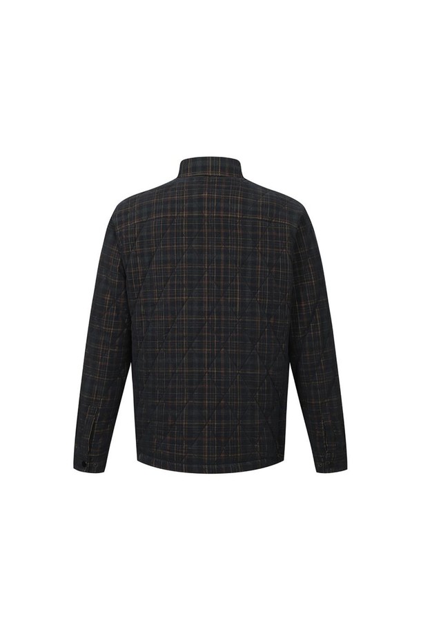포근한 코튼 100% 코듀로이(Corduroy, 골덴) 소재로 제작된 퀼팅 셔켓입니다. 가을과 겨울, 쌀쌀한 날씨에도 따뜻하게 착용 가능하며, 일상, 출근룩, 모임룩 등 다양한 TPO에 활용하기 좋습니다. 잔잔한 체크 패턴과 부드러운 촉감, 다이아몬드 퀼팅 디테일이 돋보이며, 레귤러 핏과 넉넉한 기장으로 편안한 착용감을 선사합니다. 라운드 밑단과 사이드 포켓, 레귤러 카라, 버튼 여밈 방식이 특징이며, 캐주얼, 클래식, 미니멀 스타일 모두 소화 가능한 활용도 높은 아이템입니다.
