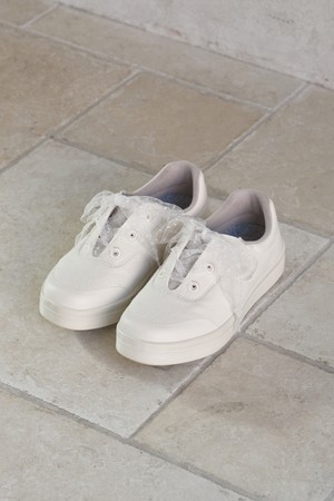 카멜 브리즈 슬립온 스니커즈 Ivory 3cm