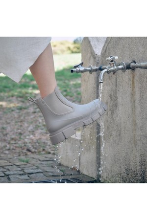 유비아 레인부츠 01 Beige 5cm
