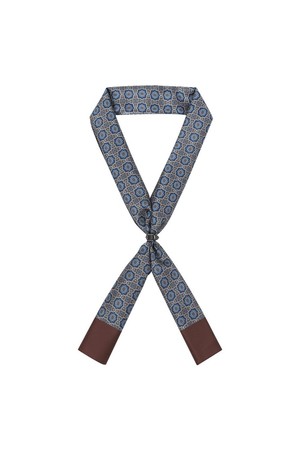 실크100 패턴 롱 스카프 브라운