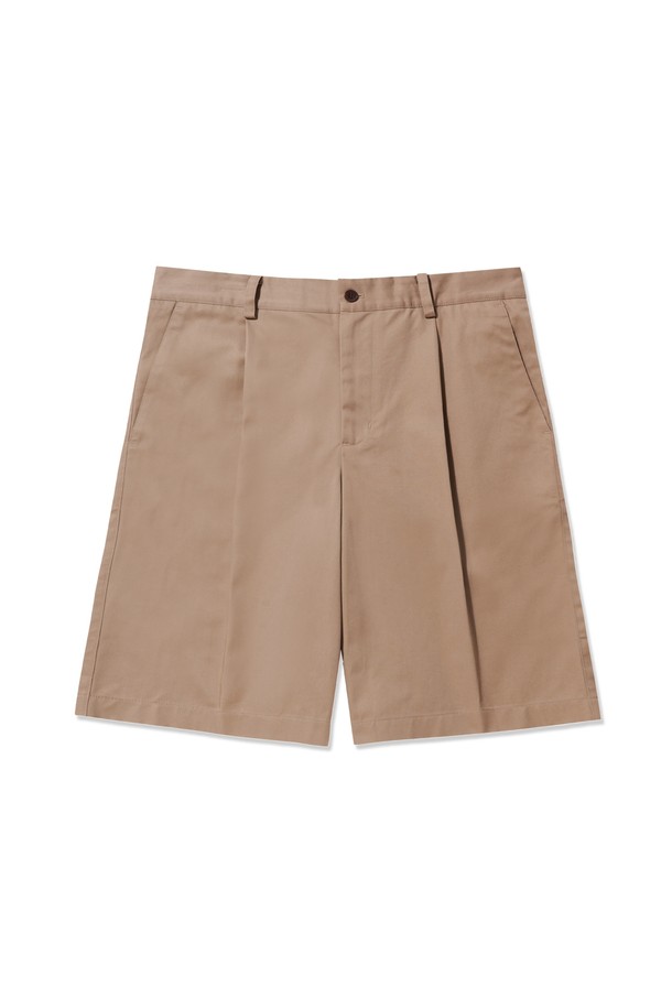 VANCET 원턱 버뮤다 하프팬츠 베이지는 남성용 반바지로, 봄과 여름 시즌에 어울리는 베이직하고 클래식한 스타일을 제안합니다. 부드러운 촉감의 면 소재, 스트레이트 핏, 무지 디자인으로 제작되었으며, 원턱 디테일과 아웃립 포켓, YKK 지퍼를 적용하여 편안함과 실용성을 높였습니다. 고밀도 트윌 원단과 248g/m2의 적당한 중량감으로 안정적인 착용감을 선사합니다.
