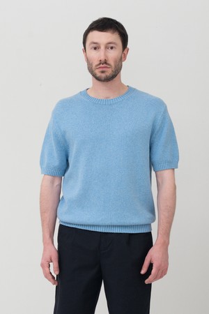 UPW 워셔블코튼 라운드 반팔니트 카메오 블루