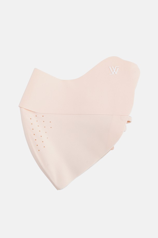 그린라벨 UV 프로텍션 쿨링 끈 조절 마스크 린다우는 나일론과 스판덱스 혼방 소재로 제작되어 뛰어난 신축성과 시원한 착용감을 제공합니다. UPF50+ 자외선 차단 기능과 냉감, 통기성을 갖춰 골프, 하이킹 등 야외 활동 시 쾌적하게 사용할 수 있으며, 4가지 색상(화이트, 라이트그레이, 블랙)으로 출시되었습니다. 인체공학적 3D 디자인, 통기성 에어홀, 심리스 구조, 사이즈 조절 끈으로 편안한 착용감을 선사하며, 실리콘 로고 디테일로 디자인 포인트를 더했습니다.
