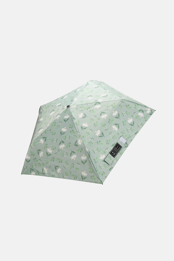 그린 컬러에 플라워 패턴이 돋보이는 그린라벨 UV 프로텍션 초경량 플라워 우산 양산 겸용 에세라입니다. 폴리에스테르, 폴리우레탄 소재로 제작되어 봄, 여름철 자외선으로부터 피부를 보호하며, UPF 50+, UV-R 99.9%, UV-A 99.9%, UV-B 99.8% 차단 기능을 제공합니다. 미니 사이즈에 접이식으로 휴대성이 뛰어나며, 내부 블랙코팅과 카라비너 고리, 벨크로 디자인으로 실용성을 더했습니다.
