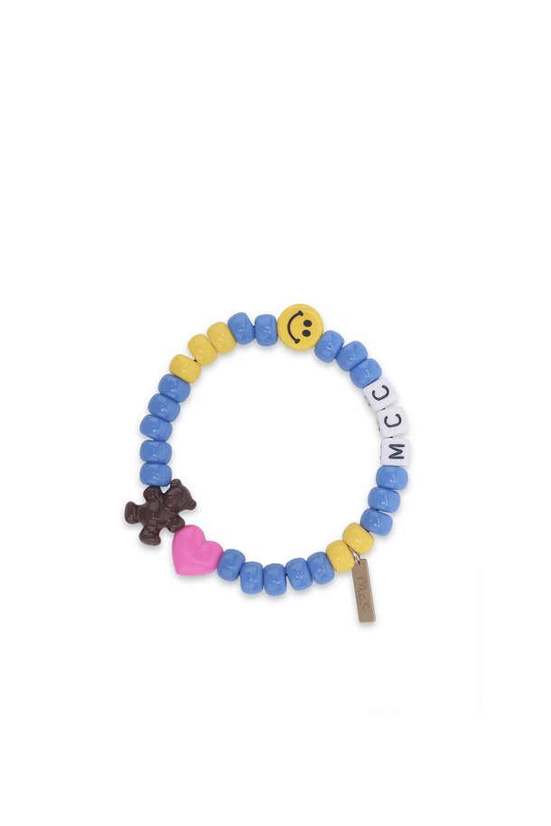 "Hawaii 비즈 목걸이"는 알록달록한 색상과 감각적인 비즈 디자인이 돋보이는, 반려견을 위한 목걸이입니다. S, M, L 세 가지 사이즈로 제공되며, 프리미엄 무독성 비즈 소재로 제작되어 안전하게 착용할 수 있습니다. 섬세한 스타일을 완성하는 이 목걸이는 고급스러운 로고 패키지와 맞춤형 패키지로 제공되어 소중한 반려견을 위한 특별한 선물이 될 것입니다. 착용 시 비즈 표면에 미세한 스크래치가 있을 수 있으며, 더스트백에 보관하여 더욱 오랫동안 사용할 수 있습니다.
