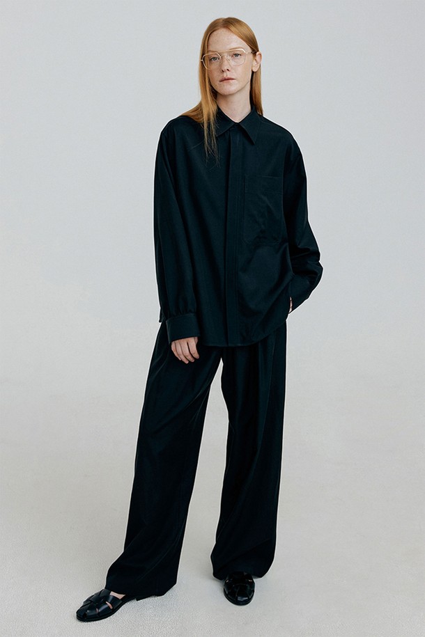 molliolli - 셔츠 - CHIC loose fit shirts [black]