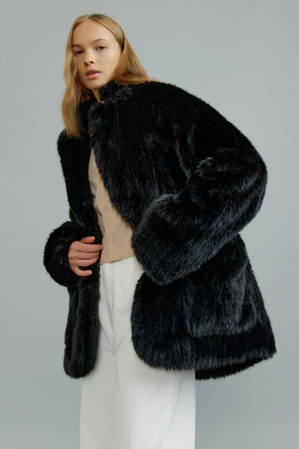 molliolli - 코트 - LIU textured fur coat [black]