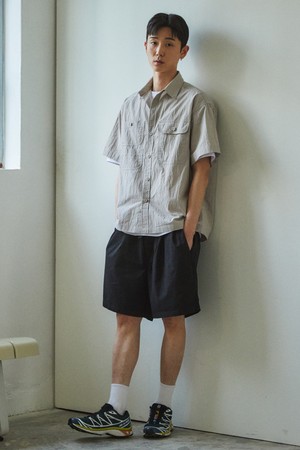 [KAPPY DESIGN] TWO TUCK WIDE HALF PANTS (BLACK)