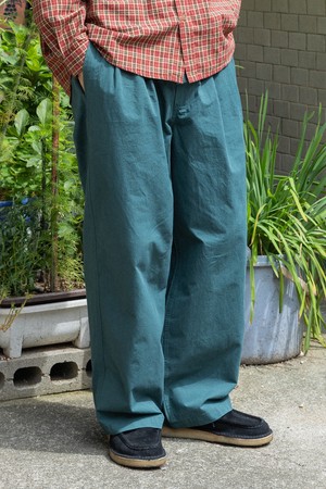 [KAPPY DESIGN] TWO TUCK WIDE PANTS (GREEN)