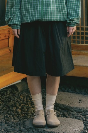 [KAPPY DESIGN] CN BELT FLARE SKIRT (BLACK)