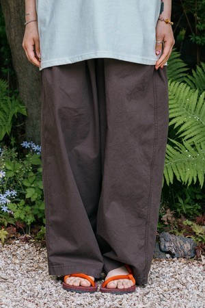 [KAPPY DESIGN] TWO TUCK EASY BALLON PANTS (BROWN)