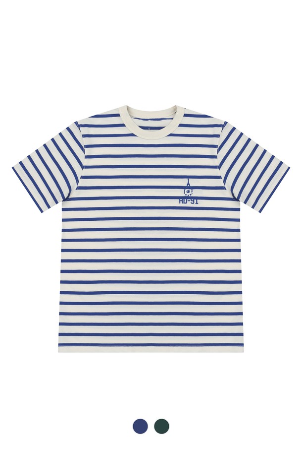 [남성/여성] 론디91 스트라이프 반팔티셔츠는 부드러운 면 소재로 제작되어 봄, 여름철 편안하게 착용할 수 있습니다. 릴랙스 핏에 라운드넥 디자인, 가슴 부분의 미니 로고 자수 디테일이 돋보이며, 캐주얼하고 베이직한 스타일을 연출합니다. 블루, 그린 컬러의 스트라이프 패턴으로 동네 마실룩, 산책룩 등 다양한 일상에 활용하기 좋습니다.
