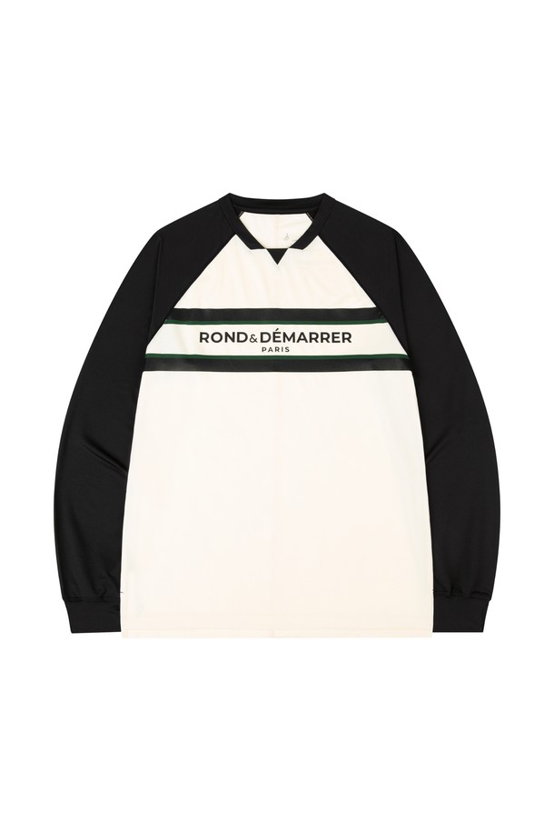 남녀 공용으로 제작된 스트라이프 컬러 블록 롱 슬리브입니다. 아이보리 & 블랙 컬러 배색과 메쉬 소재가 돋보이며, 봄, 가을 시즌에 활용하기 좋습니다. 라운드넥 디자인에 릴랙스 핏으로 편안한 착용감을 선사하며, 부드러운 촉감의 폴리에스테르, 스판덱스 혼방 소재로 제작되었습니다. 모던하면서도 스포티한 스타일을 연출하며, 일상 및 스포츠 활동에 적합합니다. 긴 소매 기장과 컬러 블록 디자인, 스트라이프 패턴의 조화가 특징입니다.
