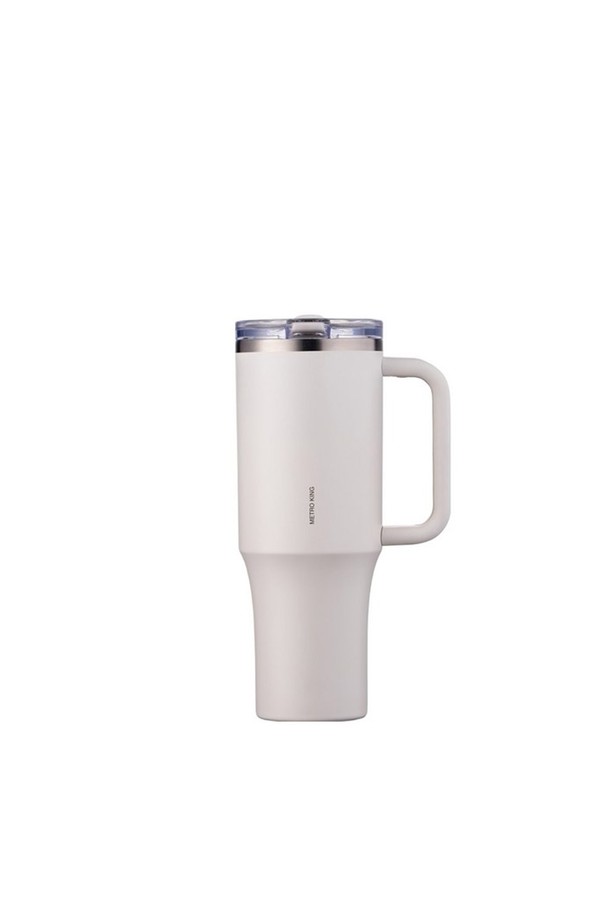 메트로 킹 텀블러 1.2L (LHC4391)는 1.2L 용량의 대용량 텀블러입니다. 스테인리스 소재로 제작되어 보온 및 보냉 기능을 제공하며, 손잡이가 있어 휴대성을 높였습니다. 심플하고 모던한 디자인으로 일상, 사무실, 여행 등 다양한 용도로 활용하기 좋습니다. 이중구조로 제작되어 단열 효과가 뛰어나며, 화이트 색상으로 깔끔함을 더했습니다.
