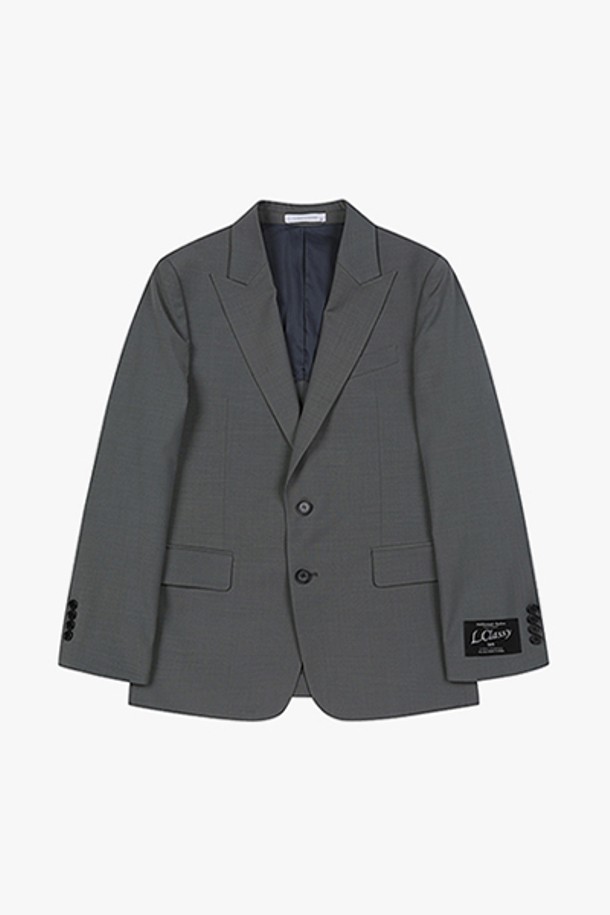 LJS11169 그린 슬림핏 와이드 피크드 라펠 수트 자켓은 남성용 포멀 수트 자켓입니다. 울, 폴리에스테르, 폴리우레탄 혼방 소재로 제작되었으며, 부드러운 촉감과 보통 두께로 사계절 착용이 적합합니다. 슬림핏 디자인에 와이드 피크드 라펠이 돋보이는 클래식한 스타일의 싱글 버튼 자켓입니다.
