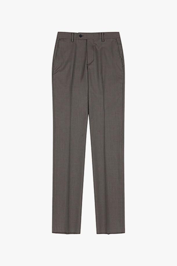 LJS13161 딥 베이지 슬림핏 투톤 텍스쳐 수트 팬츠는 울 혼방 소재로 제작되어 부드러운 촉감을 자랑하며, 은은한 투톤 텍스처 패턴이 돋보입니다. 포멀한 스타일을 연출하기에 적합하며, 슬림핏으로 깔끔한 실루엣을 완성합니다. 사계절 착용 가능한 남성용 긴바지로, 포멀한 정장 스타일부터 클래식한 무드까지 다양하게 소화할 수 있습니다.
