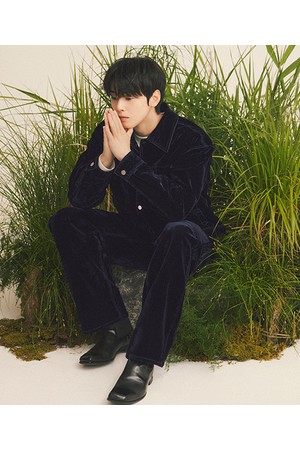 [25FW][차은우 PICK] LLF23675 다크네이비 세미와이드핏 벨벳 팬츠