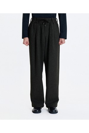 [25FW] LLW23650 차콜 와이드핏 원턱 스트링 밴딩 팬츠