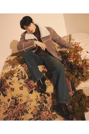 [25FW][차은우 PICK] LLW25655 베이지 오버핏 램 텍스쳐 무스탕