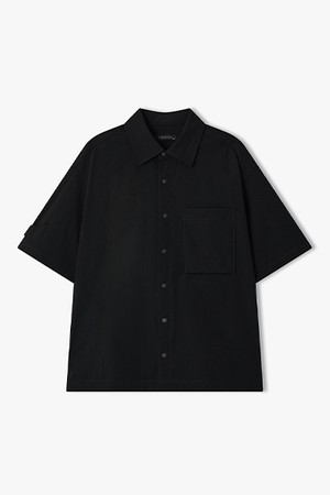 [26SS] LMM31710 블랙 밑단 스트링 디테일 하프 셔츠