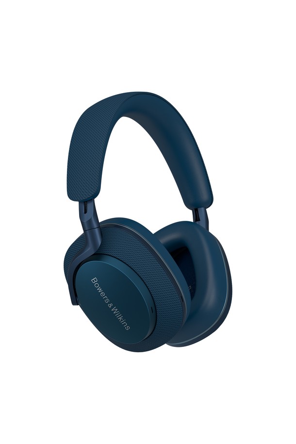 바워스앤윌킨스 Px7 S2e 오버이어 노이즈캔슬링 무선 헤드폰은 네이비 색상으로, 뛰어난 음질과 편리한 사용성을 제공합니다. 노이즈캔슬링 기능을 통해 주변 소음을 효과적으로 차단하여 음악 감상에 집중할 수 있으며, 블루투스 연결을 지원하여 무선으로 자유로운 사용이 가능합니다. 편안한 착용감의 오버이어 디자인으로 제작되었습니다.
