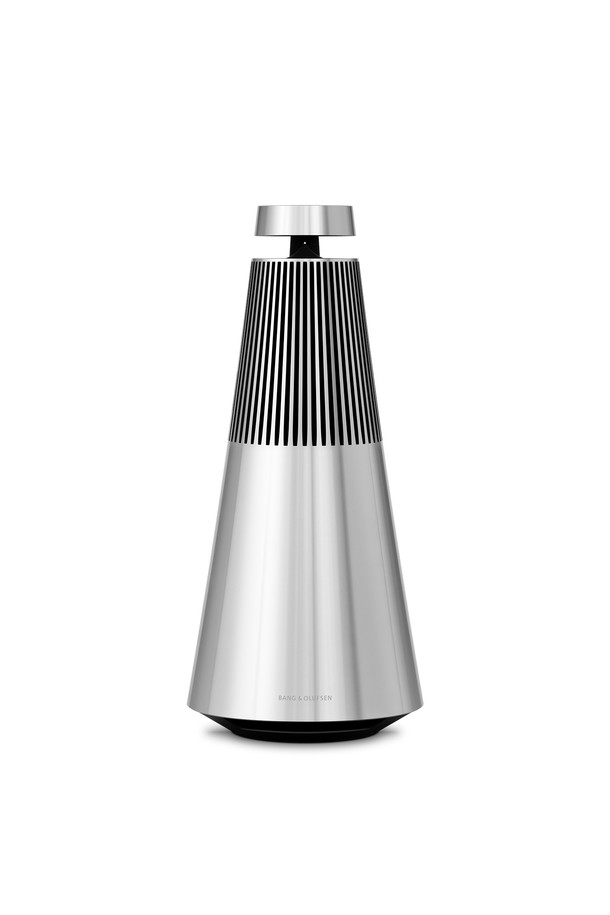 뱅앤올룹슨 베오사운드 2 3세대 (Beosound 2 3rd gen.) Natural 프리미엄 블루투스 스피커는 360도 사운드를 제공하는 미니멀 원통형 디자인의 블루투스 스피커입니다. 알루미늄과 원목 소재를 사용하여 고급스러운 외관을 자랑하며, 터치 컨트롤로 편리하게 사용할 수 있습니다. 블루투스 5.3, 와이파이(WiFi) 스트리밍, 멀티룸 오디오, 스테레오 페어링 등의 다양한 기능을 지원합니다. 2x 30W 우퍼, 2x 15W 미드레인지, 1x 15W 트위터로 구성되어 풍부하고 선명한 프리미엄 사운드를 경험할 수 있으며, 액티브 룸 보정 및 적응형 베이스 기능으로 최적의 음질을 제공합니다. 와이파이(WiFi), 에어플레이 2(Airplay 2), 크롬캐스트(Chromecast), 스포티파이 커넥트(Spotify Connect), USB-C, 이더넷 연결을 지원하여 홈 오디오 시스템으로 활용하기 좋습니다.
