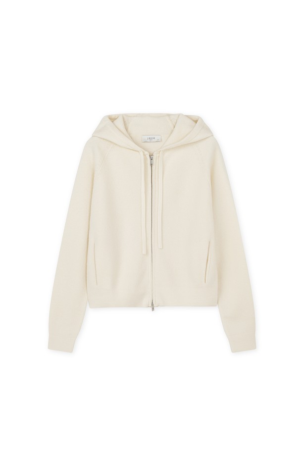 [남녀공용] 소마 메리노울 후드 집업 아이보리는 부드러운 촉감의 메리노울 소재로 제작되어 가을, 겨울철 따뜻하게 입을 수 있는 후드 집업입니다. 클래식하고 캐주얼한 스타일로 출근룩, 모임룩 등 다양한 TPO에 활용할 수 있으며, 무지 디자인에 아이보리, 오트밀, 브라운 3가지 색상으로 출시되었습니다. 두꺼운 두께감과 긴 소매 기장, 클래식 핏으로 편안한 착용감을 선사하며, YKK 2-WAY 지퍼, 소매와 밑단 립조직, No Mulesing 방식 원사 사용, 보풀 방지 등 꼼꼼한 디테일이 돋보입니다. 세련된 스타일 연출을 위한 필수 아이템으로, 셋업(SET-UP)으로도 활용 가능합니다.
