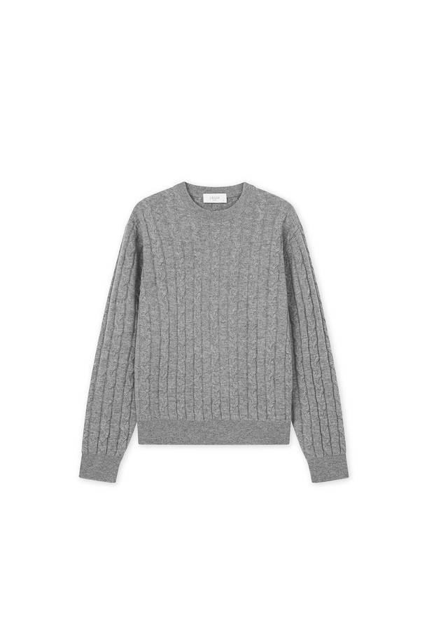 [남녀공용] 캐시미어 에센셜 블렌드 케이블 니트 그레이는 가을, 겨울 시즌을 위한 베이직하고 클래식한 스타일의 니트 스웨터입니다. 부드러운 촉감의 캐시미어 혼방 소재로 제작되었으며, 두꺼운 두께감으로 따뜻하게 착용할 수 있습니다. 레귤러핏 라운드넥 디자인에 긴소매, 케이블 패턴 디테일이 돋보이며 데이트룩, 미니멀룩에 잘 어울립니다. 크롭 기장으로 세련된 실루엣을 연출하며, 남녀 모두 편안하게 즐길 수 있는 에센셜 블렌드 니트입니다.
