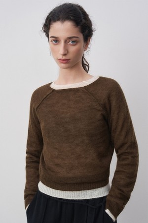 이리나 키드 모헤어 라운드넥 풀오버 브라운