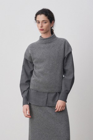 아일라 라쿤 캡 슬리브 니트 차콜