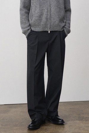 리오르 울 배럴핏 트라우저 블랙