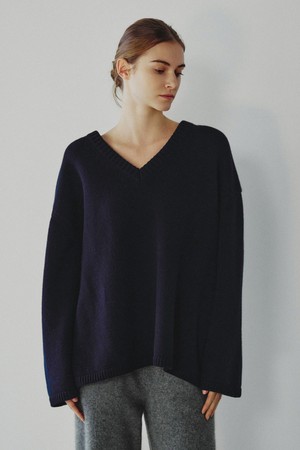 카렌 메리노울 브이넥 오버사이즈 스웨터 네이비