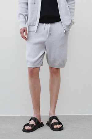 아지오 라이트 니트 쇼츠 그레이