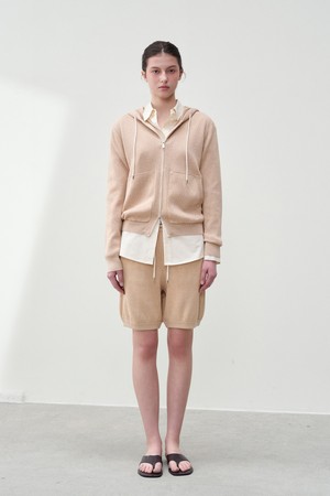 [우먼] 아지오 라이트 니트 쇼츠 오트밀