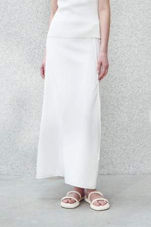 안나 페이퍼 니트 맥시 스커트 화이트