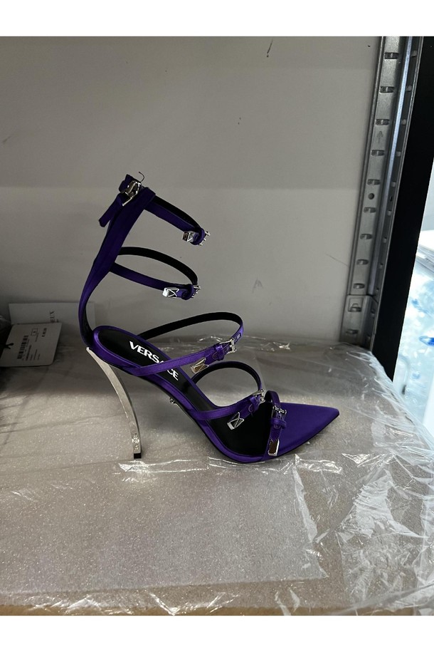 VERSACE - 샌들/뮬/슬리퍼 - 베르사체 여성 샌들 Versace 1009996 1A00619 PIN POINT Sandals   Purple NB24