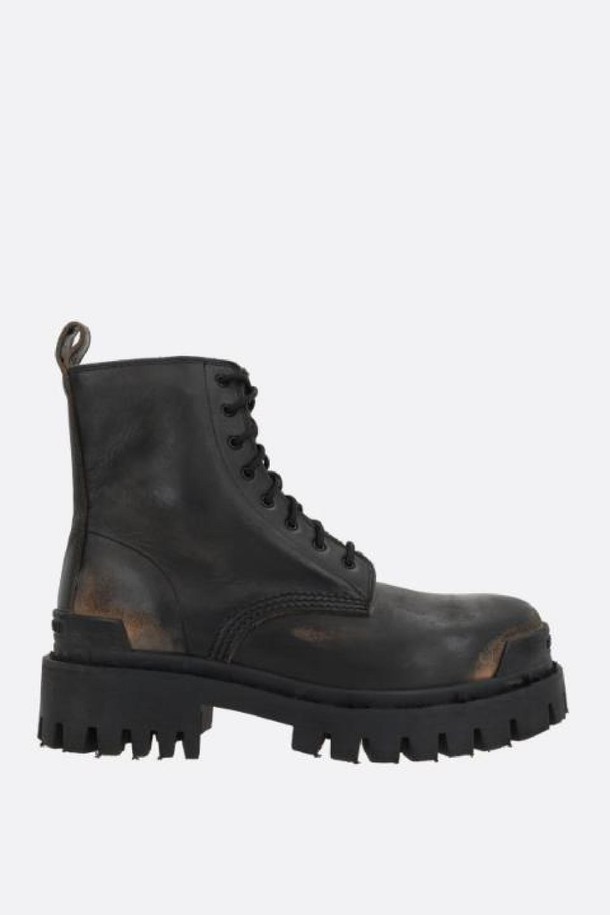 BALENCIAGA - 부츠 - 발렌시아가 남성 부츠 Strike vintage leather combat boots NB26