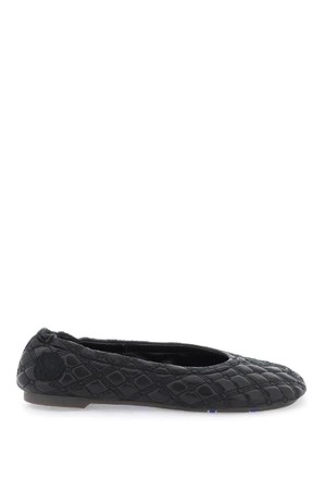 버버리 여성 플랫 슈즈 quilted leather sadler ballet flats NB02