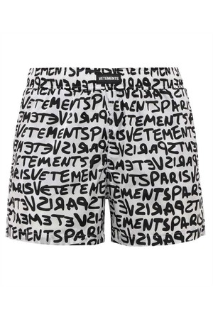 베트멍 남성 수영복 Vetements ME64SW200W GRAFFITI MONOGRAM Swim shorts   White NB24