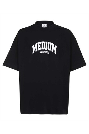 베트멍 남성 티셔츠 Vetements UE63TR820B MEDIUM T shirt   Black NB24