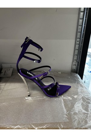 베르사체 여성 샌들 Versace 1009996 1A00619 PIN POINT Sandals   Purple NB24