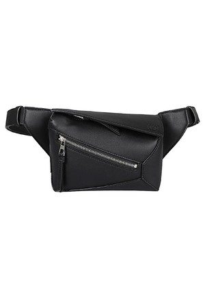 로에베 남성 벨트백 PUZZLE MINI LEATHER BUMBAG NB30