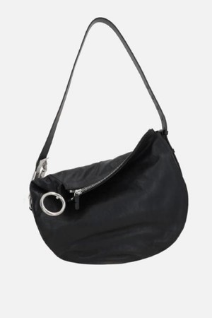 버버리 여성 숄더백 Knight medium crinkled leather shoulder bag NB26