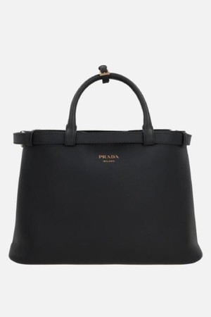 프라다 여성 숄더백 Prada Buckle medium grainy leather handbag NB26