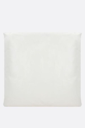 보테가 베네타 여성 클러치백 Pillow padded nappa clutch NB26