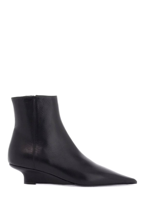 TOTEME - 부츠/워커 - 토템 여성 부츠 elegant and modern black leather ankle boots with zip NB02