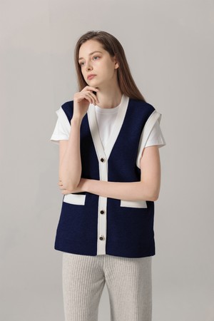 Over Fit Wool Knit Vest