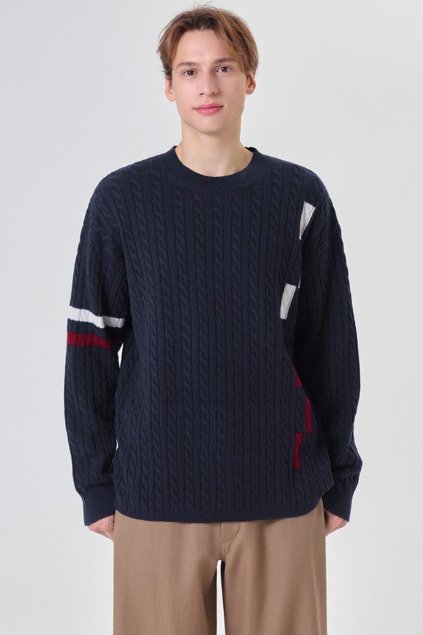 pelote - 스웨터 - Cable Round Neck Wool Pattern Knit