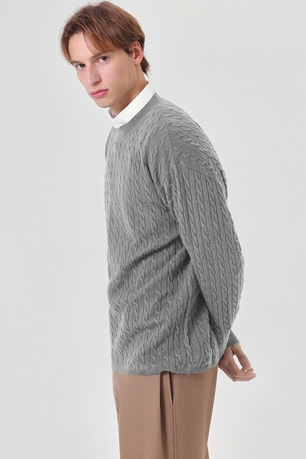 pelote - 스웨터 - Cable Round Neck Wool Knit