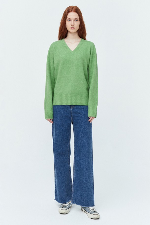 pelote - 스웨터 - Whole Garment V-neck Wool Knit